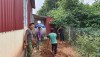 PHỤ HUYNH VÀ GIÁO VIÊN CÙNG CHUNG TAY CẢI TẠO ĐIỂM TRƯỜNG BẢN HUỔI LỤ 1 TRƯỚC THỀM NĂM HỌC MỚI